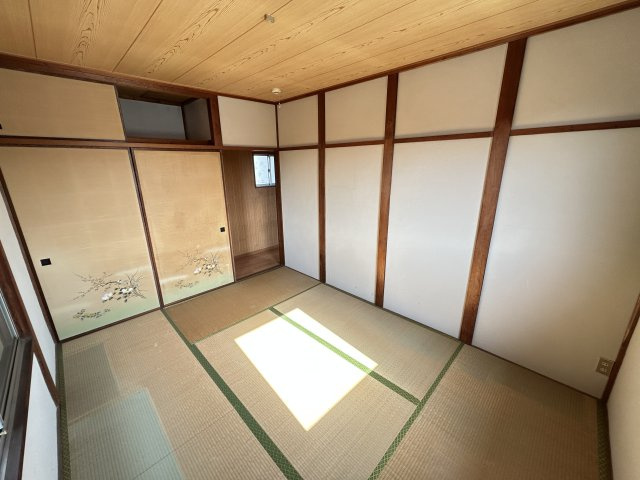 富木島町伏見四丁目貸家の和室