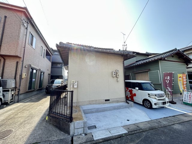 富木島町伏見四丁目貸家のその他