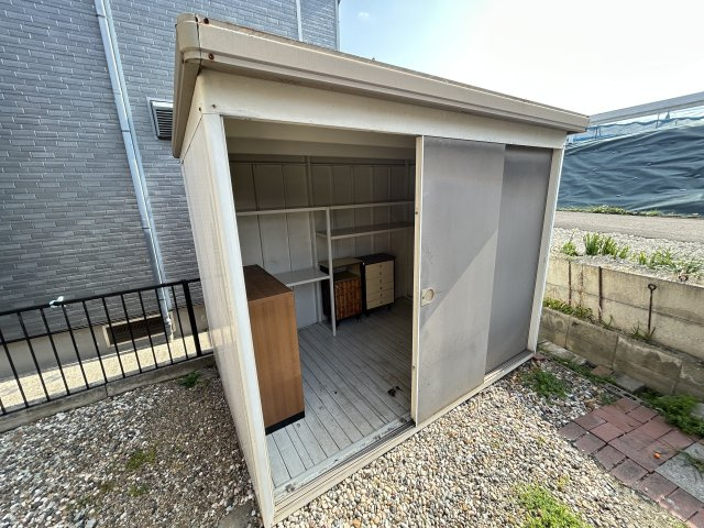 富木島町伏見四丁目貸家のその他