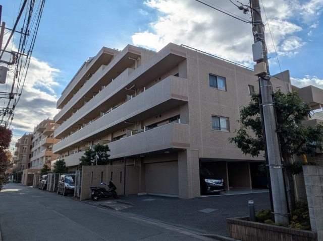 ネクステージ小平の外観