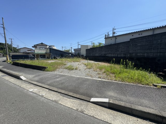 秦野市曽屋の前面道路含む現地写真