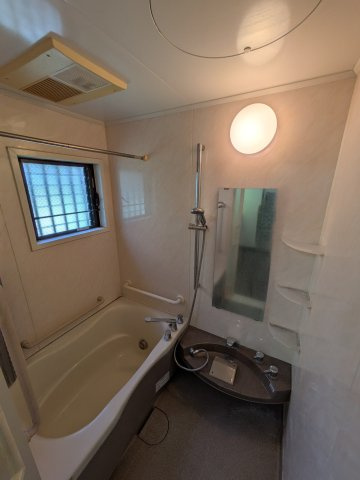 品川区二葉３丁目の浴室