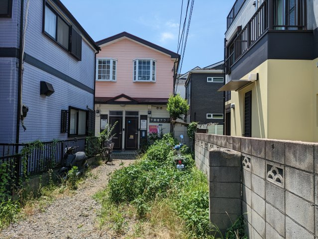 下貝塚テラスハウスの外観