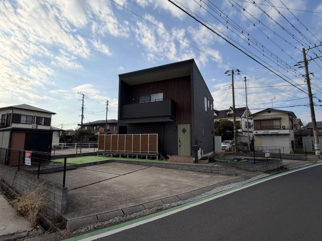 市原市八幡の外観