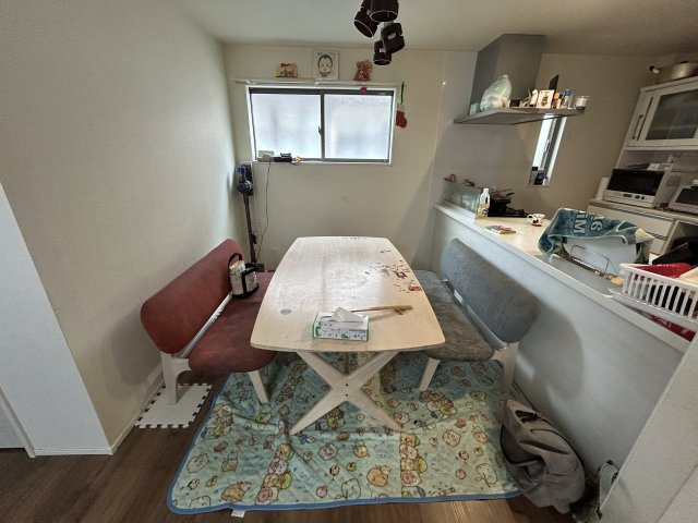 新座市石神５丁目の居間・リビング