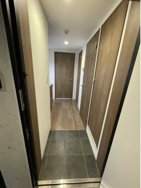 LEGALAND目黒大岡山の玄関