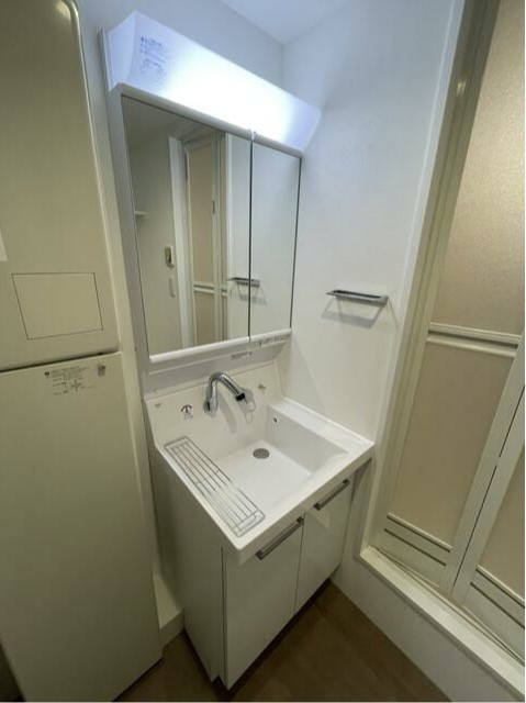 LEGALAND目黒大岡山の洗面所