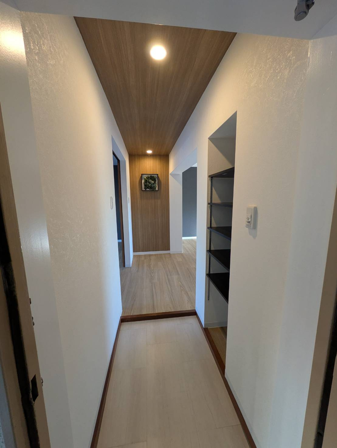 厚生年金住宅の玄関