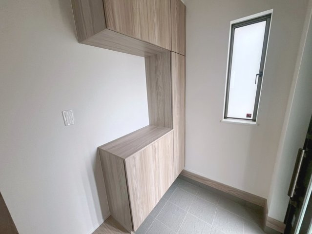 ハートフルタウン読谷村上地　A号棟の玄関