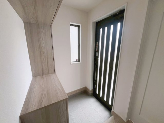 ハートフルタウン読谷村上地　A号棟の玄関