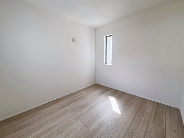 ハートフルタウン読谷村上地　A号棟の洋室|5.2帖