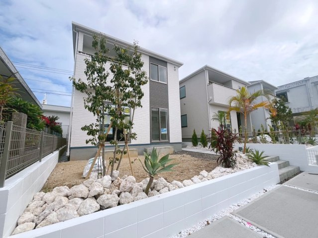 ハートフルタウン読谷村上地　A号棟の庭