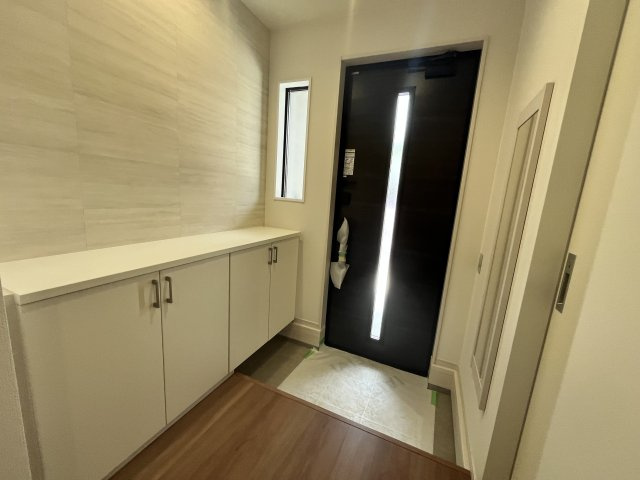 糟屋郡久山町猪野４期　１号棟の玄関