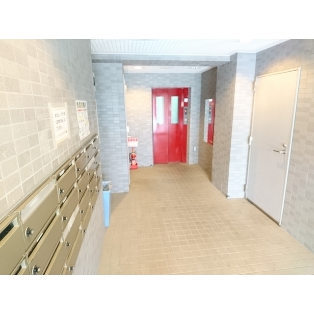 メゾーネジュンビッグのロビー