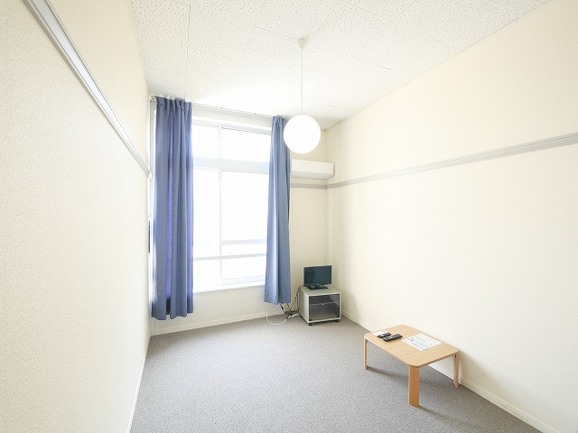 レオパレス古都の寝室|落ち着いて過ごせるお部屋なので、寝室にいかがでしょうか