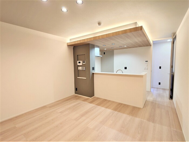【居間・リビング】 | Auspicious　House