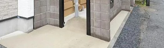 メルディア梅島Ⅲのエントランス