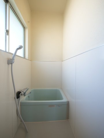 佐藤様貸家の浴室