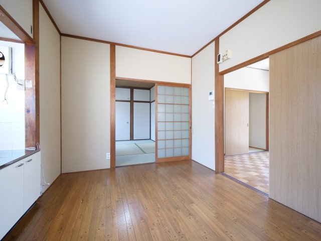 佐藤様貸家の洋室