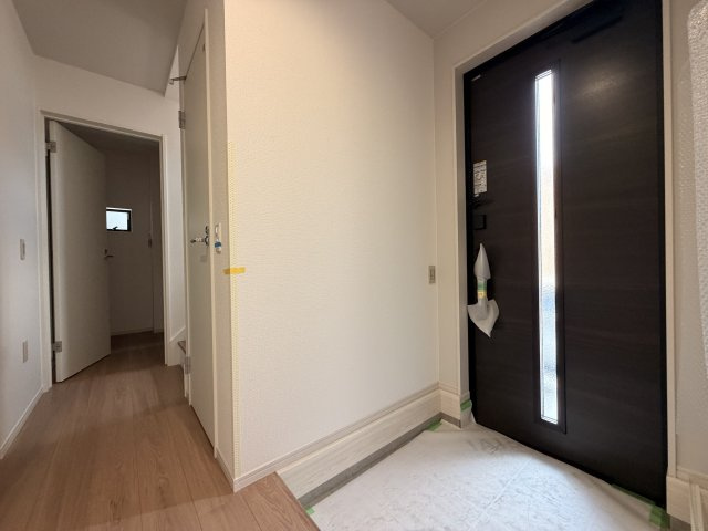 糟屋郡久山町猪野４期　2号棟の玄関