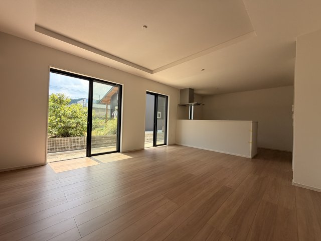 糟屋郡久山町猪野４期　2号棟の居間・リビング
