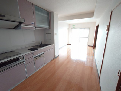 【居間・リビング】 | ミリオンコーポラス白鷺（C-4）