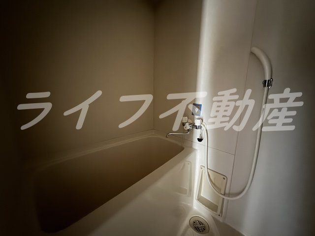 ツカサロイヤルハイツ瓢箪山の浴室|日々の暮らしに欠かせないお風呂です