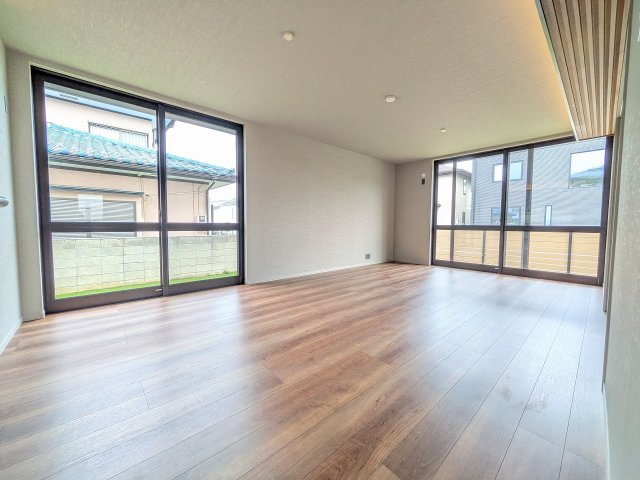 八王子市　めじろ台　中古戸建ての駐車場|～カースペースは1台分～