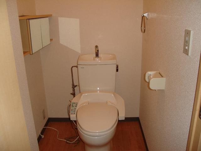 ハイムエスポワール・Ｆのトイレ|シャワー付トイレ