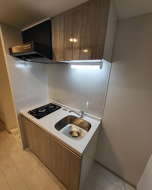 エステムコート広島横川本通りの内装|明るい室内です