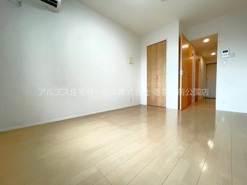 フォルターナ王子の居間・リビング