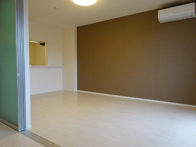 メルヴェーユ川内の居間・リビング|リビング