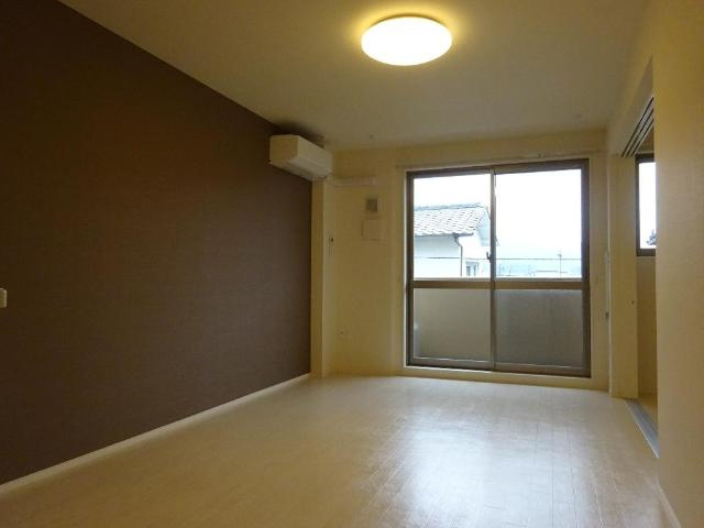 メルヴェーユ川内の居間・リビング|リビング