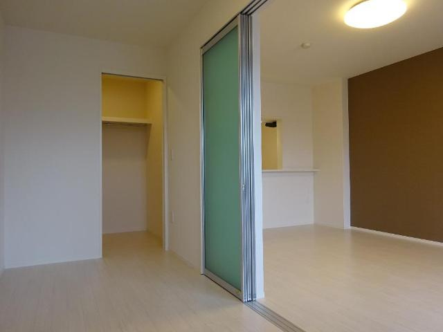 メルヴェーユ川内の内装|洋室