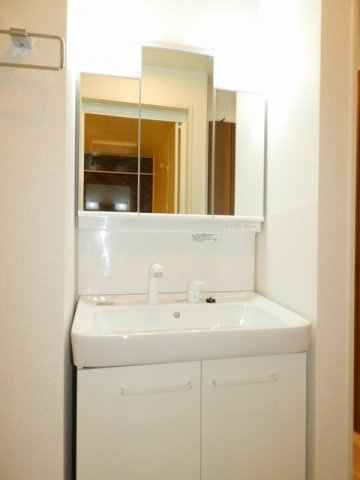サン　ウォーム　Ⅲの洗面所|忙しい朝には欠かせない洗面所です
