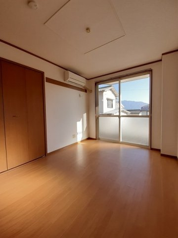 オリゾンテ宮浜Ⅱの居間・リビング|おしゃれなリビングです