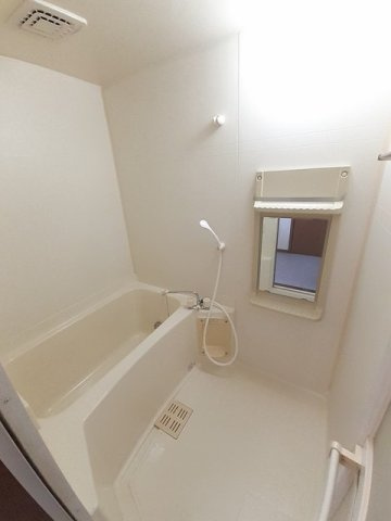 オリゾンテ宮浜Ⅱの浴室|きれいなお風呂です