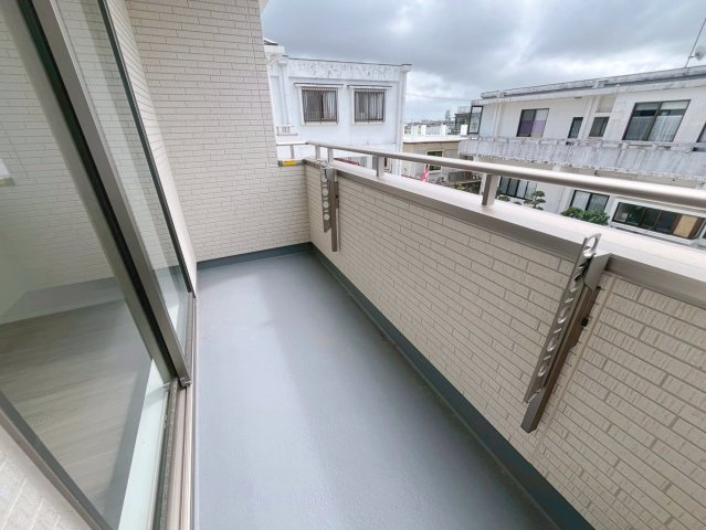 ハートフルタウン読谷村上地　B号棟のバルコニー