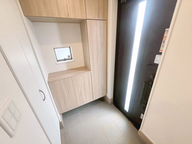 ハートフルタウン読谷村上地　B号棟の玄関