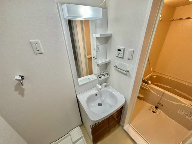 Habitasion京口の洗面所