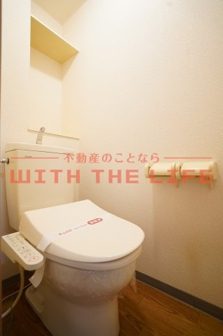 グランドールヒルズ【10.000円キャッシュバック対象物件】のトイレ|ゆったりとした空間のトイレです