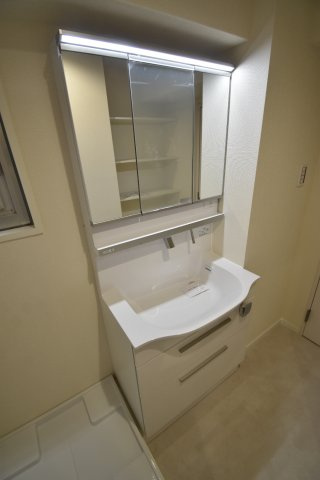 鳥飼リバーハイツの独立洗面台
