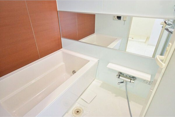 Gramercy Shiromi-doriの浴室