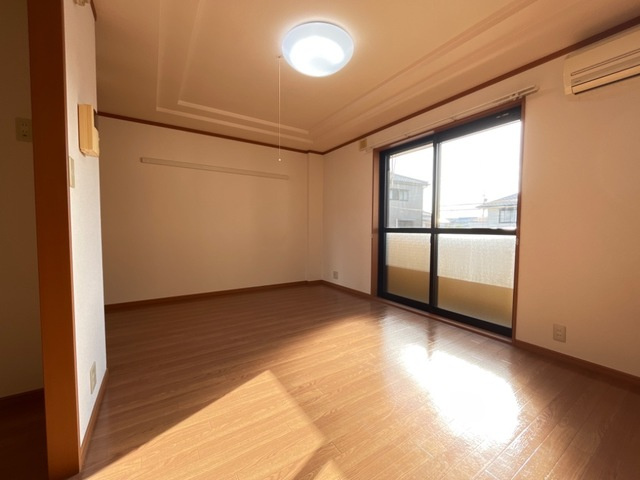 フラワーヒルズ山ノ神の居間・リビング