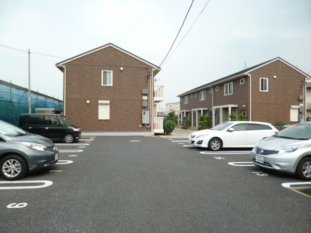 【駐車場】 | ジュネックスＢ棟