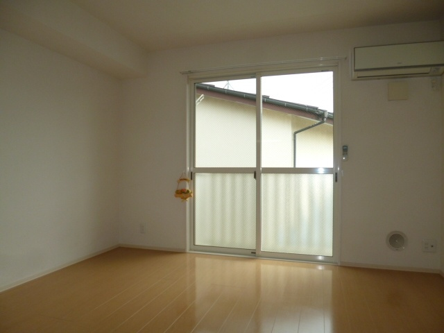 【居間・リビング】 | ジュネックスＢ棟