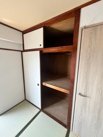 メゾン霞ヶ丘の収納
