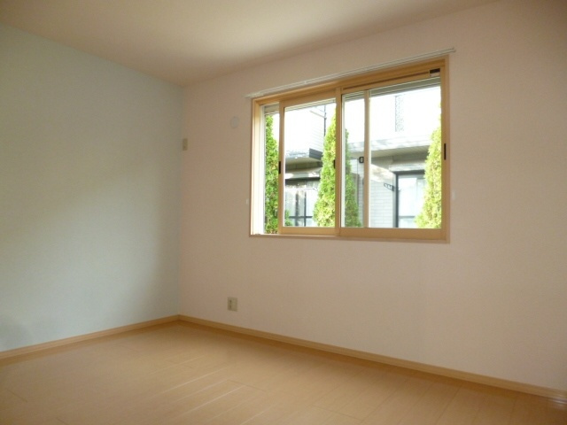 【洋室】 | ルピナⅡ