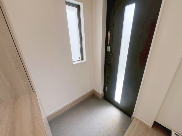 ハートフルタウン読谷村上地　C号棟の玄関