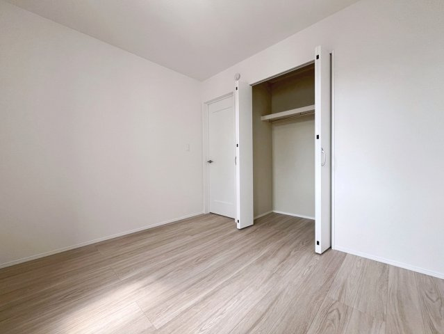 ハートフルタウン読谷村上地　C号棟の洋室|5.2帖